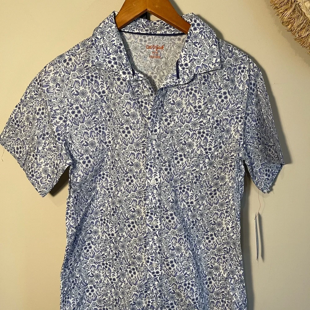 NWT Boys' Button-Down Short Sleeve Shirt - Cat Jack Size XL 16 - Picture 2 of 13